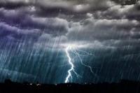 Siapkan Payung, Hari Ini Jakarta Diprediksi Hujan Disertai Petir