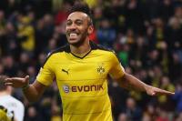 Aubameyang Tertarik Main di Milan