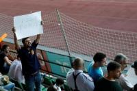 Pique Dapat Sambutan Negatif dari Warga Spanyol