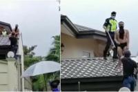 Pencuri Ini Gagal Beraksi Akibat Dikejar Anjing Peliharaan Hingga ke Atap Rumah