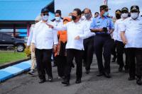 Trenggono Kunjungi Kota Tual, Dorong Peningkatan Produktifitas Perikanan