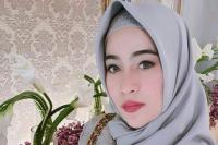 Tinggalkan Dunia Malam dan Busana Seksi, Alda Alexa Hijrah Berhijab