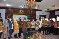 Pastikan Penyaluran Bansos, DPR dan Kemensos Kunker Ke Batang