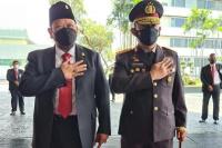 LaNyalla Nilai Penangkapan Peternak Ayam Karena Bentangkan Poster Aspirasi Terlalu Berlebihan