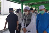 Erick Thohir Ziarah ke Makam Sultan Ditemani Sesepuh Banten