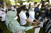 Mendes PDTT  Luncurkan Sistem Internet of Think Budidaya Ikan Koi