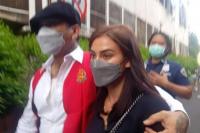 Jerinx Dipenjarakan Kejaksaan, Ini Kata Istri Cantiknya