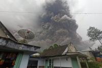 Relokasi Wilayah Terdampak Erupsi Semeru Berdasarkan Kajian Komprehensif