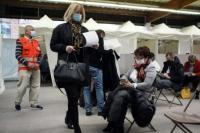 Prancis Selidiki Pembuat Kartu Kesehatan COVID-19 Palsu