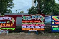 Belum Pemilihan Ketua Umum, Muncul Karangan Bunga Ucapan Selamat di Arena Muktamar NU ke 34