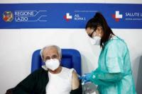 Tekan Angka Kematian, Italia Wajibkan Vaksinasi Usia di atas 50 Tahun