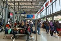 Arus Balik Stasiun di Jakarta, 52.937 Penumpang Tiba