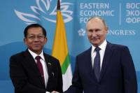 Vladimir Putin Puji Hubungan Positif dengan Myanmar