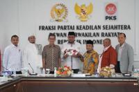 Fraksi PKS Komit Perjuangkan Keadilan Korban Pembunuhan KM 50