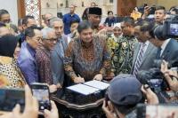 Politik Santun Airlangga Hartarto, Kokohkan Nilai Kebangsaan