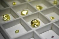 Inggris Larang Berlian Rusia