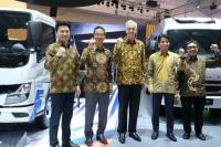 Ulang Tahun ke-60, KTB Rilis Canter Special Edition dan Bus