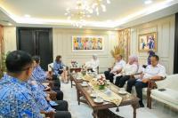 Menaker Terima Audiensi Pengurus Baru DPP APINDO