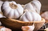 7 Manfaat Makan Bawang Putih Mentah bagi Kesehatan