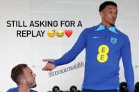 Maddison Ejek Bek Liverpool di Timnas: Minta Laga Ulang?