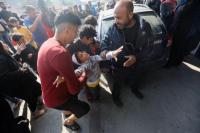 Rumah Sakit Gaza Kewalahan Terima Gelombang Baru Korban Serangan Israel