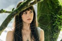 Beruntung Punya Ortu Kaya, `Nepo Baby` Dakota Johnson Kerap Minta Uang pada Ayah Ibunya