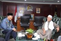 Bertemu Pimpinan Pesantren Al Ikhsan, HNW: Pentingnya Edukasi Etika Berpolitik Untuk Sukseskan Pemilu