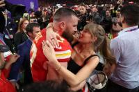 Begini Dukungan Travis Kelce saat Taylor Swift Berhasil Beli Kembali Rekaman Masternya