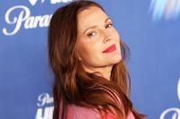 Jelang Usia 50 Tahun, Drew Barrymore Akui tak Punya Masalah dengan Penuaan