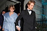 Mantannya Taylor Swift Tunangan dengan Travis Kelce, Ini Reaksi Joe Alwyn