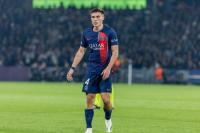 MU Paksa PSG Turunkan Harga Manuel Ugarte