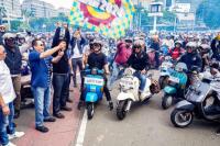 10 Ribu Pengendara Vespa Ramaikan Rolling Thunder Jakarta Mods Mayday Ke-14