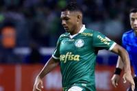 West Ham Resmi Kontrak Penyerang Sayap Palmeiras