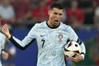Ronaldo Botak Tolak Klaim Cristiano Ronaldo Pemain Terbaik
