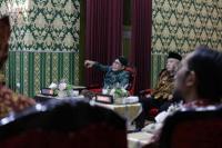 Gus Halim Ajak Bupati dan Ketua DPRD Malang Jadi Nasabah Pertama LKM Artha Desa