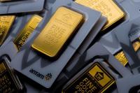 Awal Pekan, Harga Emas Antam Naik Rp1.693.000 per Gram