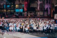 Ahmad Sahroni Traktir Ratusan Anak Yatim Field Trip ke Trans Studio Mall Cibubur