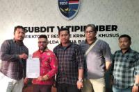 Filep Wamafma Laporkan Alvarez Kapisa ke Polda Papua Barat