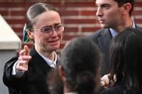 Putri Tiri Kamala Harris Marah Disebut Idap Gangguan Mental