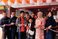 Meriahnya Grand Opening Almaz Fried Chicken Ke-29 Sekaligus Outlet Pertama di Batam: Sajikan Ayam Goreng Saudi No.1 di Indonesia