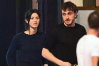 Debut SNL, Aktor Gladiator II Paul Mescal Gandeng Penyanyi Gracie Abrams