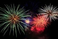 Ngilu, Kaki Pria Ini Putus usai Terkena Kembang Api Imlek