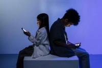 Ilmuwan Bantah Medsos dan Game Online Sebabkan Masalah Mental