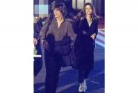 Puji Tom Cruise sebagai Bintang Laga, Ana de Armas Kini Kepergok Jalan Bareng Lagi