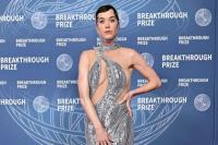 Emosional, Katy Perry Menangis di Atas Panggung Lifetimes Tour Usai Putus dengan Orlando Bloom