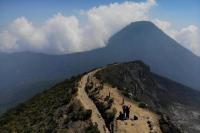 Riwayat Erupsi Gunung Gede, Meletus Trakhir pada 1957