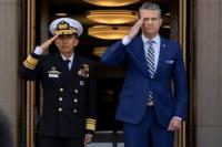 Trump Tetap Dukung Hegseth Pimpin Pentagon, Demokrat Serukan Mundur