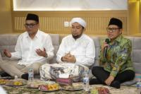 Ke Ponpes Sukorejo, Gus Imin Halal Bihalal dengan Kiai Azaim dan Nyai Ju