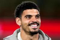 Transfer Gibbs-White Picu Kontroversi Antara Tottenham dan Forest