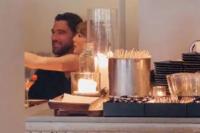 Travis Kelce Kencan di Florida Rayakan Kesuksesan Taylor Swift Beli Master Rekaman Album